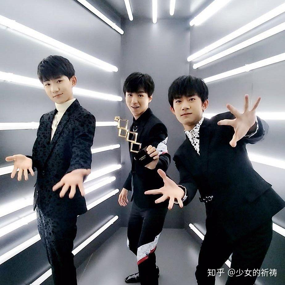 TFBoys最新合照，时光见证，友谊永驻